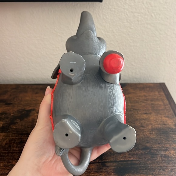 Ringling Bros. Circus Elephant Cup - Picture 5 of 11